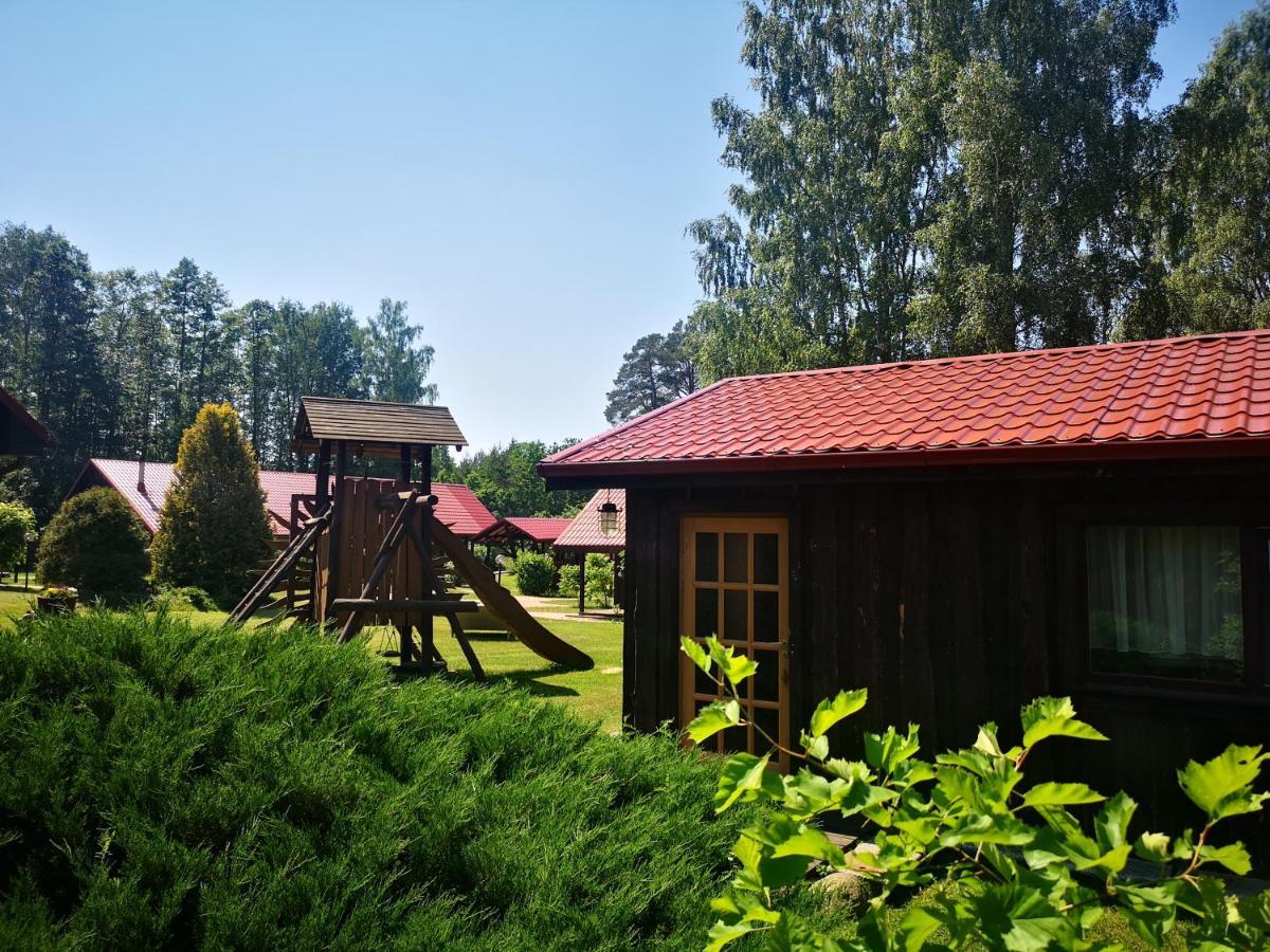 Hotel Viesu Nams Vecmuiza Tūja Esterno foto